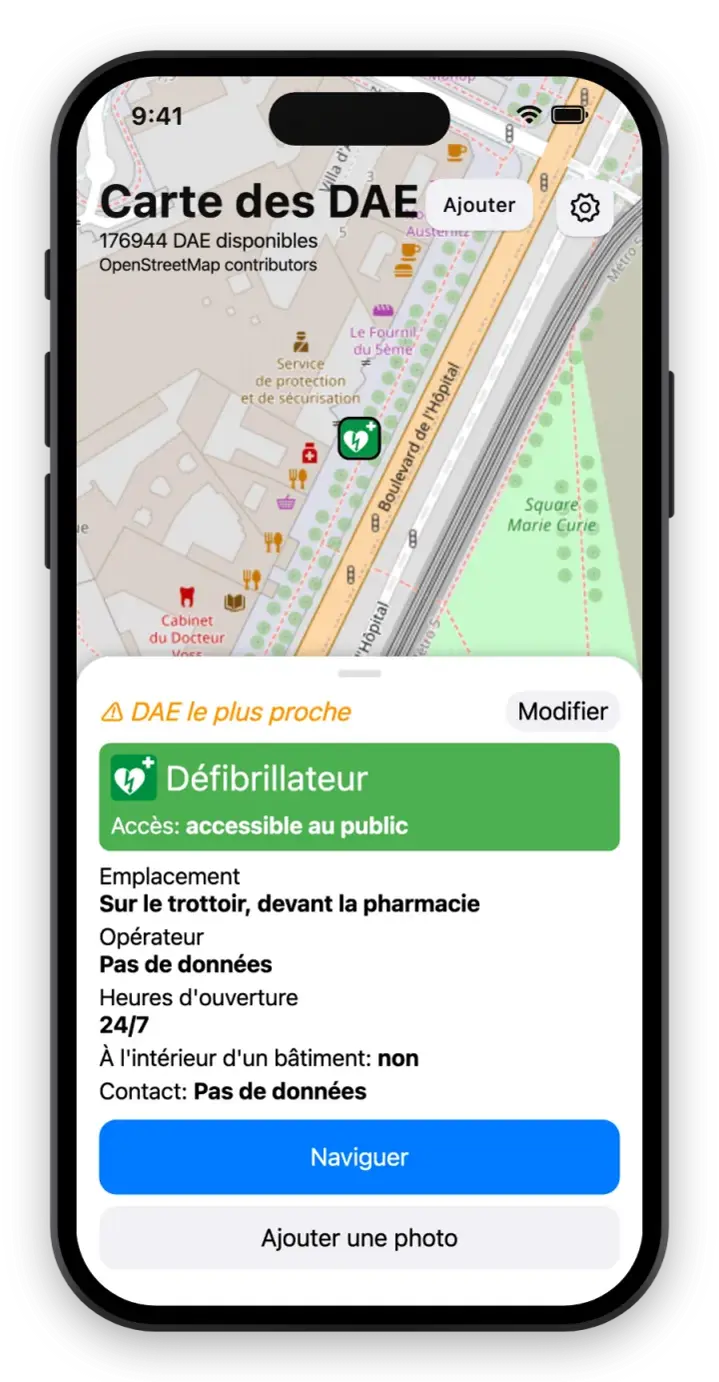 Fiche du défibrillateur avec accès, horaires et bouton de navigation